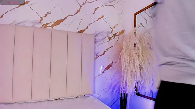 Meloddy Parkerr  online show from March 10, 3:54 am