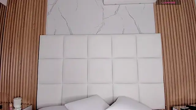 Meloddy Parkerr  online show from February 22, 3:53 am