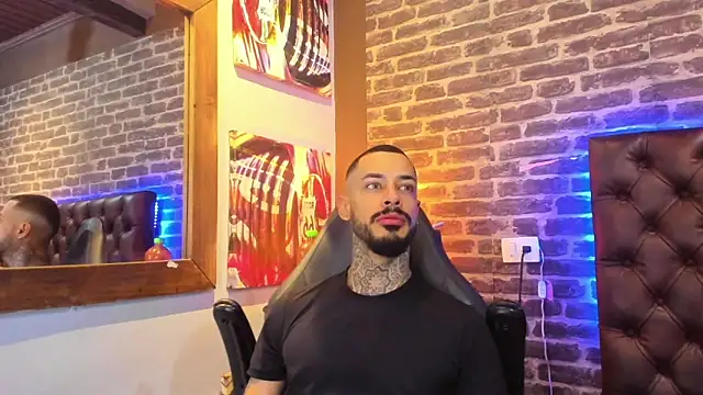 VinzenzRizzo online show from December 4, 4:33 am