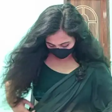 Snapshot of Bristy- chatting on October 28, 12:15 pm Bristy- online show from October 28, 12:15 pm