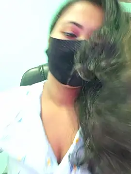 Snapshot of Bristy- chatting on October 24, 4:00 am Bristy- online show from October 24, 4:00 am