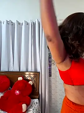 Bristy- online show from April 8, 5:25 pm