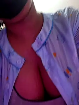 Bristy- online show from April 28, 3:38 pm