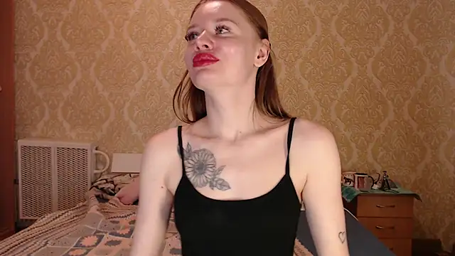 Kitkaat00 online show from February 19, 7:27 am