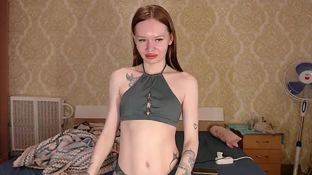 Kitkaat00 online show from April 8, 12:06 pm