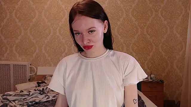 Kitkaat00 online show from October 30, 11:08 am