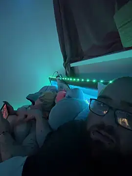 mrandmrsdarkside online show from March 29, 9:16 pm