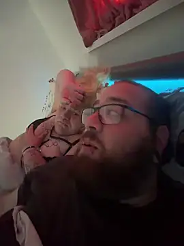 mrandmrsdarkside online show from April 10, 6:53 am