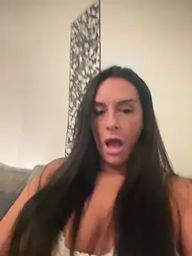 Islaymae gilf online show from September 19, 10:25 pm