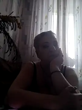 StarNicole online show from April 4, 12:45 pm