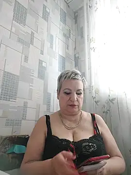 StarNicole online show from November 13, 6:06 am