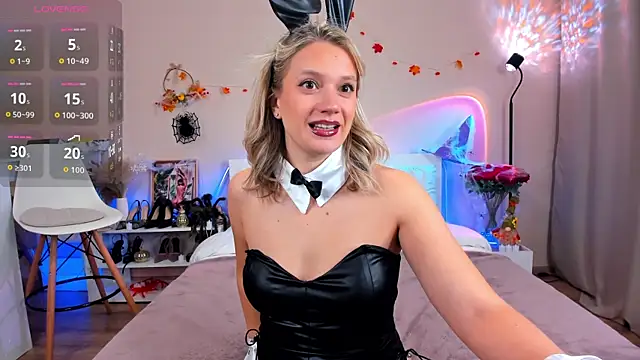 Snapshot of EmiSoul chatting on October 27, 3:29 am EmiSoul online show from October 27, 3:29 am