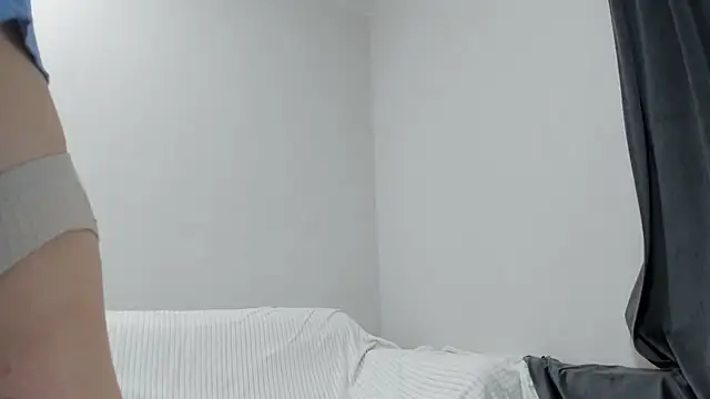 GraceBrawn online show from November 15, 6:28 am