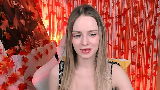 JuliaBrewwer online show from October 20, 11:33 am