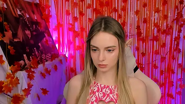 JuliaBrewwer online show from October 30, 12:36 pm