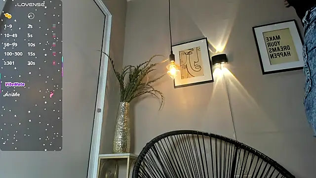 Snapshot of dulce_fiore07 chatting on November 7, 12:31 pm dulce fiore07 online show from November 7, 12:31 pm