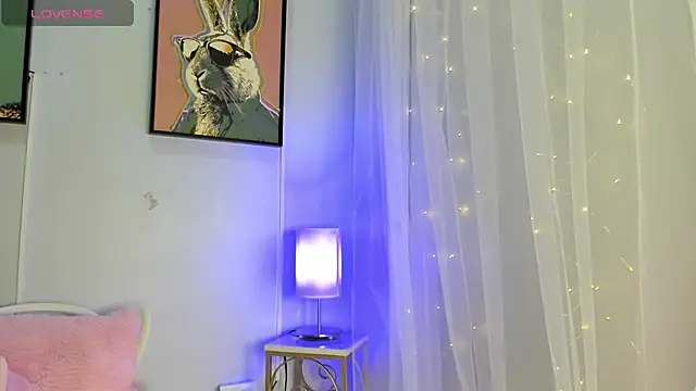 Snapshot of dulce_fiore07 chatting on July 3, 12:11 pm dulce fiore07 online show from July 3, 12:11 pm