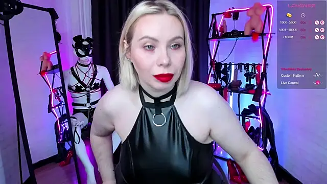 Anna Maxwell online show from October 11, 1:39 am