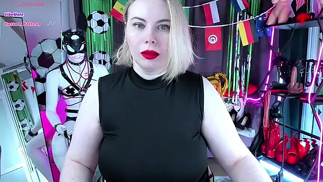 Anna Maxwell online show from July 18, 2:09 am