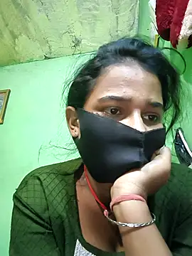 Snapshot of PIHU999 chatting on October 5, 1:51 am PIHU999 online show from October 5, 1:51 am