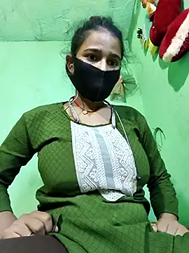 Snapshot of PIHU999 chatting on November 7, 5:01 am PIHU999 online show from November 7, 5:01 am