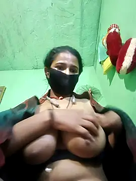 Snapshot of PIHU999 chatting on November 23, 3:38 am PIHU999 online show from November 23, 3:38 am