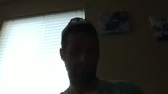 Snapshot of dik4cache chatting on May 7, 1:47 pm dik4cache online show from May 7, 1:47 pm