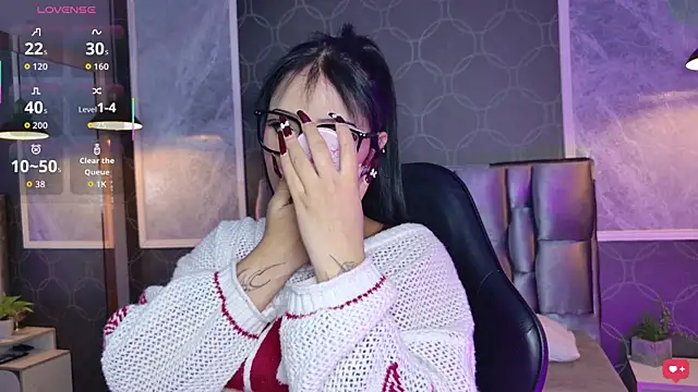 janetteJones  online show from December 19, 3:54 am