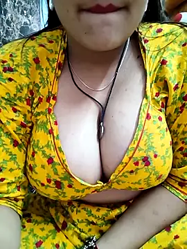 Snapshot of MISS_RIYA14 chatting on October 17, 5:44 am MISS RIYA14 online show from October 17, 5:44 am