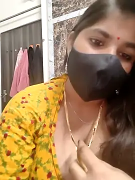 Snapshot of MISS_RIYA14 chatting on November 12, 11:03 am MISS RIYA14 online show from November 12, 11:03 am