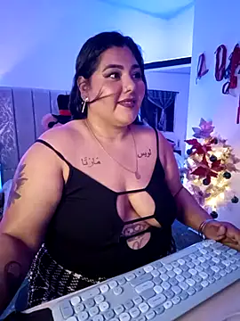 AndreaKinky online show from December 5, 8:13 am