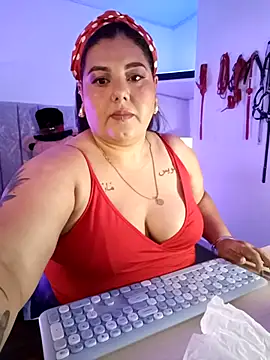 AndreaKinky online show from November 21, 8:13 am