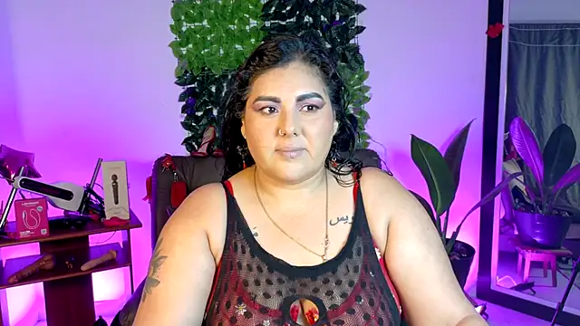 AndreaKinky online show from June 2, 8:03 am