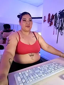 AndreaKinky online show from November 24, 8:14 am