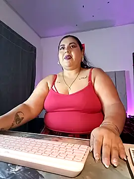 AndreaKinky online show from April 17, 8:28 am