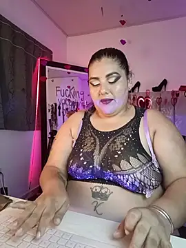 AndreaKinky online show from February 7, 9:17 am