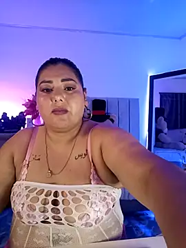 AndreaKinky online show from December 4, 8:02 am