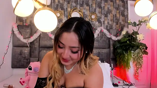 PatyLawrence online show from November 23, 4:22 am