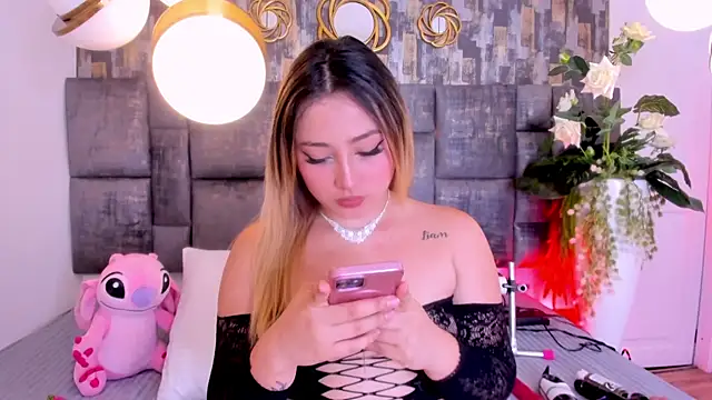 PatyLawrence online show from November 7, 4:17 am