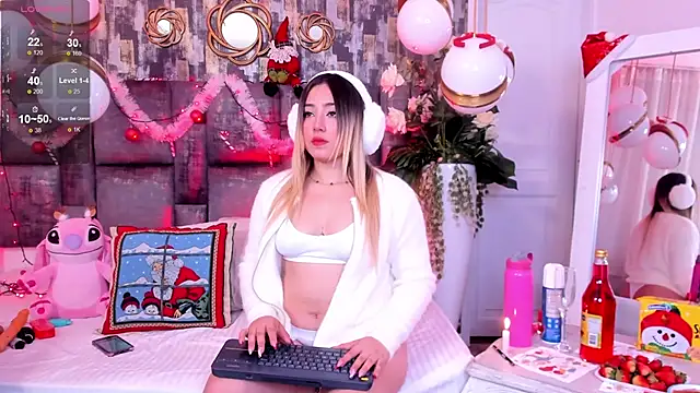 PatyLawrence online show from December 14, 4:40 am