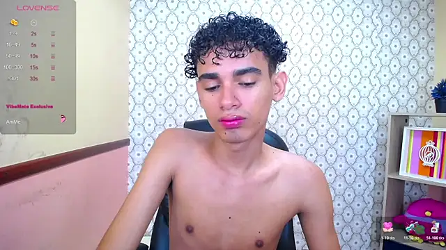 Blake Mils online show from November 6, 7:40 pm