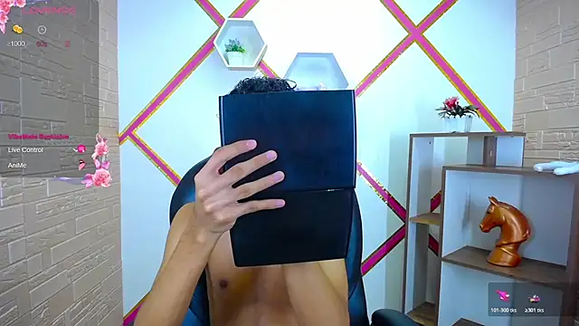 Blake Mils online show from October 27, 6:09 pm