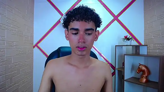 Blake Mils online show from November 24, 6:52 pm