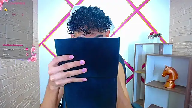 Blake Mils online show from October 30, 6:38 pm