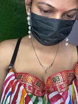 SEXY-SIMI-BHABI online show from May 12, 11:55 pm