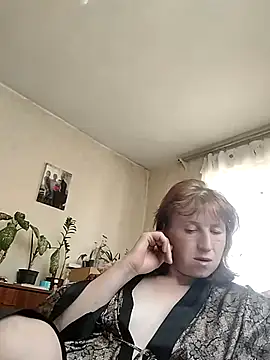 Snapshot of Flower2931 chatting on May 6, 7:45 am Flower2931 online show from May 6, 7:45 am