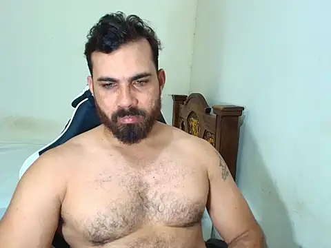 Snapshot of max_love255 chatting on November 30, 7:03 pm max love255 online show from November 30, 7:03 pm