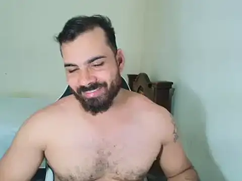 Snapshot of max_love255 chatting on October 5, 6:53 pm max love255 online show from October 5, 6:53 pm