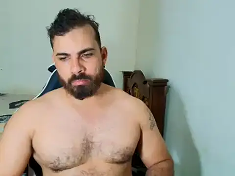 Snapshot of max_love255 chatting on November 9, 7:07 pm max love255 online show from November 9, 7:07 pm