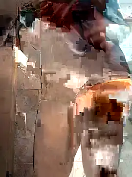 Snapshot of Danivinix chatting on March 3, 7:37 am Danivinix online show from March 3, 7:37 am